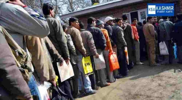 Unemployment Rate Drops Slightly to 6.4% in December Quarter: Survey