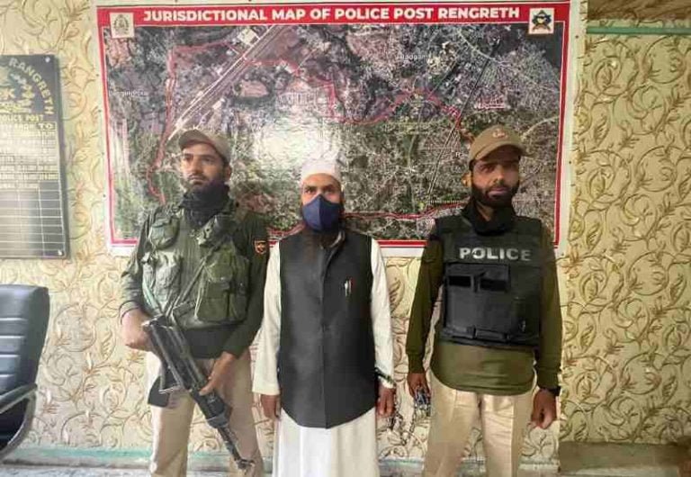 Teacher Booked Under POSCO Act For Molesting, Sexually Assaulting Two Minor Students in Srinagar: Police