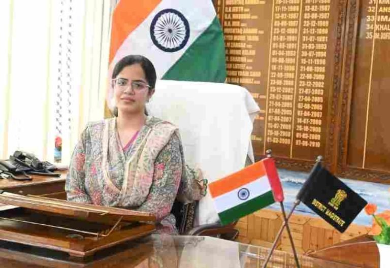 Ayushi Sudan Assumes Charge As Deputy Commissioner Kupwara