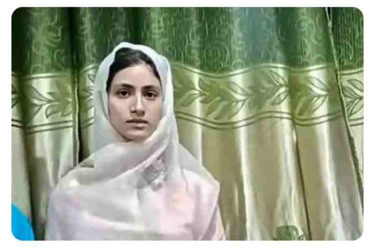 Despite Losing Brother During Exams, Kashmir Girl Scores 98.4 Percent