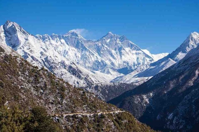 CONCERN! J&K loses 30% of glaciers in 6 decades, last year saw record melting: Experts