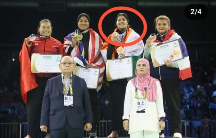 19-yr-old Aqsa keeps momentum going, wins gold medal in 37th National Games