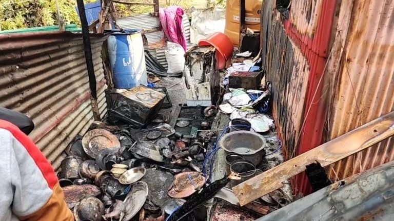 3 houses gutted in overnight blaze in Srinagar’s Alochi Bagh