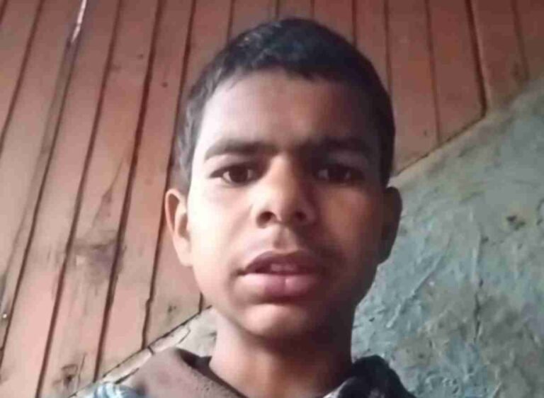 Budgam teenager’s innocent vlog takes internet by storm, wins millions of hearts