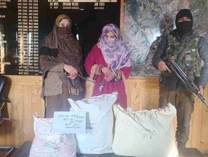 IMG-20241211-WA0028 Police arrests lady drug peddler in Awantipora; Charas recovered