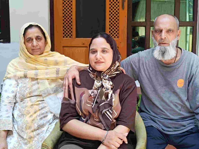 First Batch of 9 Kashmiri Students Return from Iran